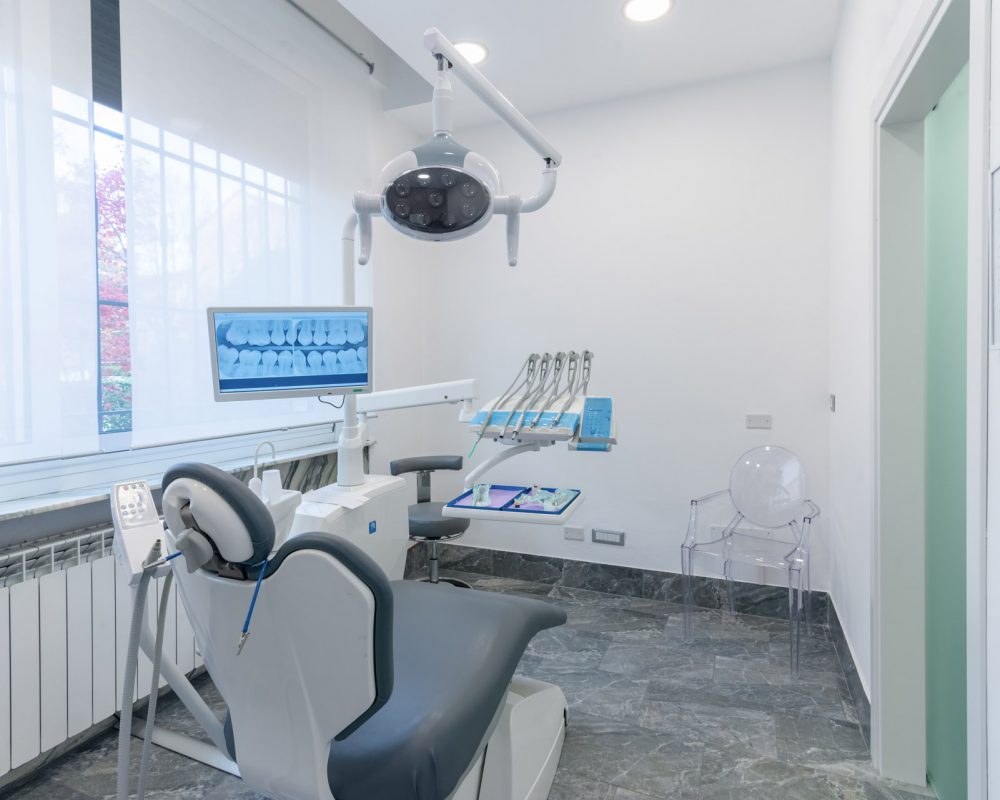 amari-studio-dentistico-001