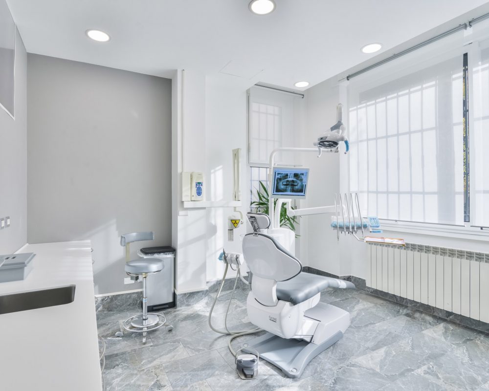 amari-studio-dentistico-005